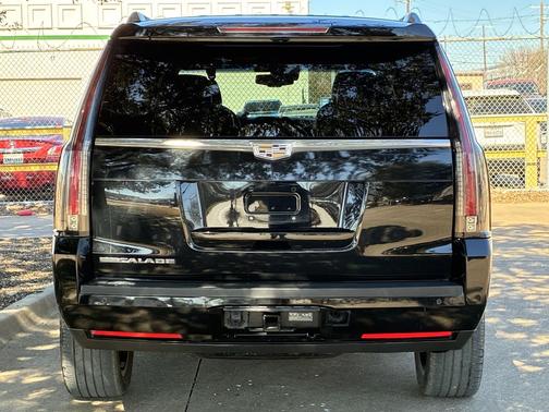 2015 Cadillac Escalade Luxury