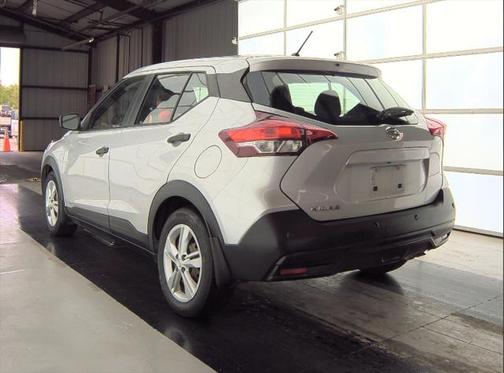 2020 Nissan Kicks S