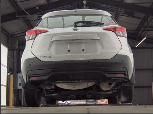 2020 Nissan Kicks S