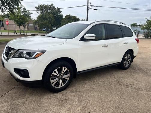 2020 Nissan Pathfinder S 2WD