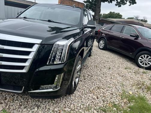 2016 Cadillac Escalade Luxury