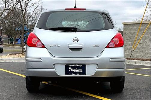 2012 Nissan Versa 1.8 S