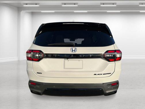 2026 Honda Pilot Black Edition