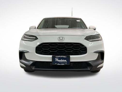 Platinum White Pearl 2023 Honda HR-V LX