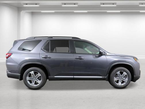 Modern Steel Metallic 2026 Honda Pilot EX-L