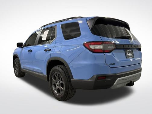 Diffused Sky Pearl 2024 Honda Pilot TrailSport