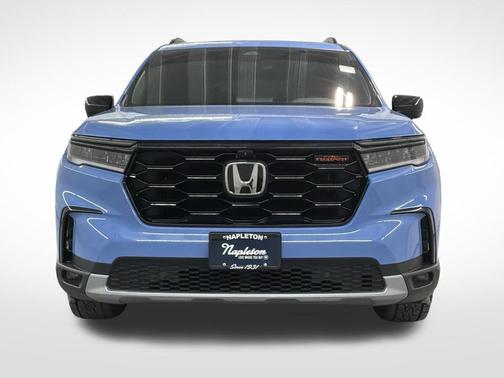 Diffused Sky Pearl 2024 Honda Pilot TrailSport