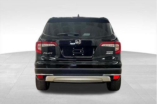 2019 Honda Pilot Touring 8-Passenger