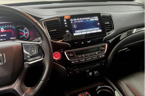 2019 Honda Pilot Touring 8-Passenger