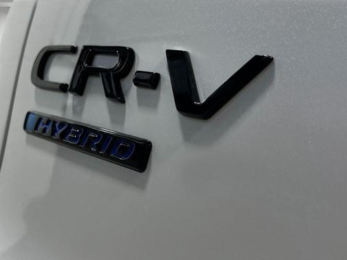 Platinum White Pearl 2026 Honda CR-V Hybrid Sport Touring AWD