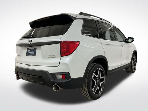 2023 Honda Passport AWD Elite