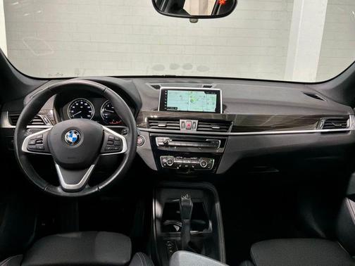 Mineral Gray Metallic 2018 BMW X1 xDrive28i