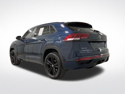 Tourmaline Blue Metallic 2023 Volkswagen Atlas Cross Sport 3.6L V6 SEL