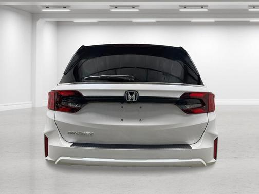 Platinum White Pearl 2026 Honda Odyssey EX-L
