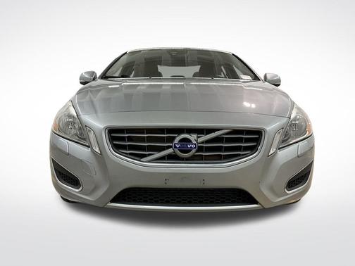 2013 Volvo S60 T5 Premier