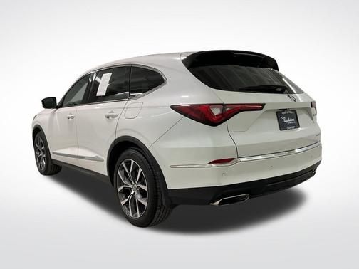 Platinum White Pearl 2023 Acura MDX Technology Package