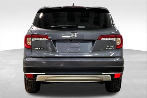 2022 Honda Pilot AWD Elite