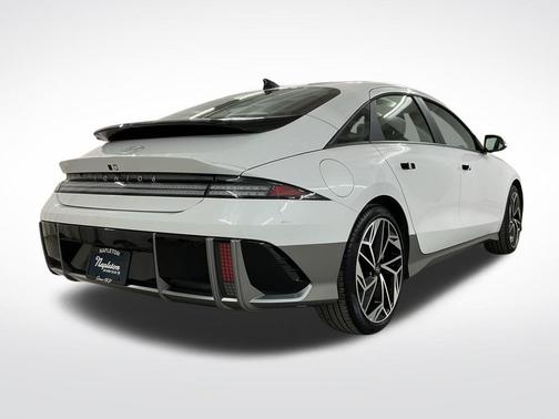 2023 Hyundai IONIQ 6 SEL