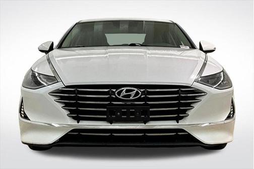 2022 Hyundai SONATA SE