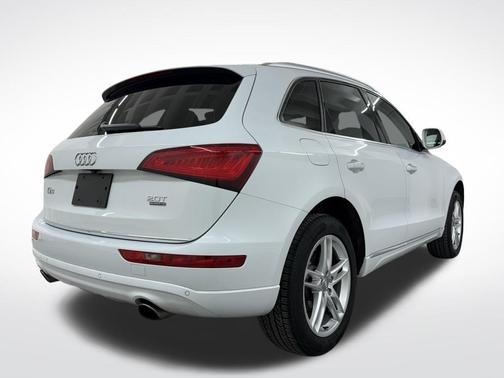 2017 Audi Q5 2.0T Premium Plus