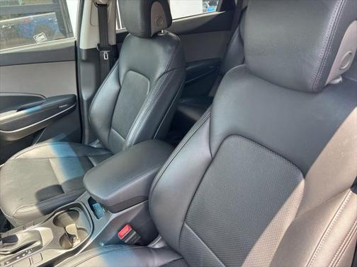 2019 Hyundai Santa Fe XL SE