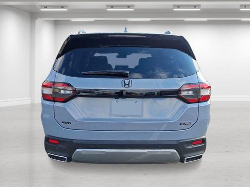 2026 Honda Pilot Touring 8-Passenger