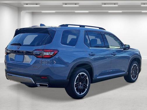 2026 Honda Pilot Touring 8-Passenger