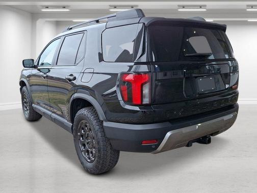 Crystal Black Pearl 2026 Honda Passport AWD TrailSport Blackout
