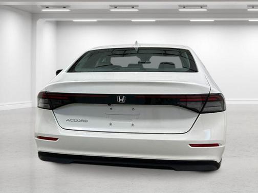 2025 Honda Accord LX 1.5T