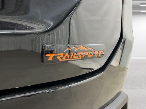 Crystal Black Pearl 2026 Honda Pilot TrailSport