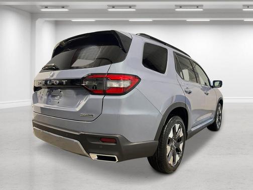 2026 Honda Pilot Touring 8-Passenger