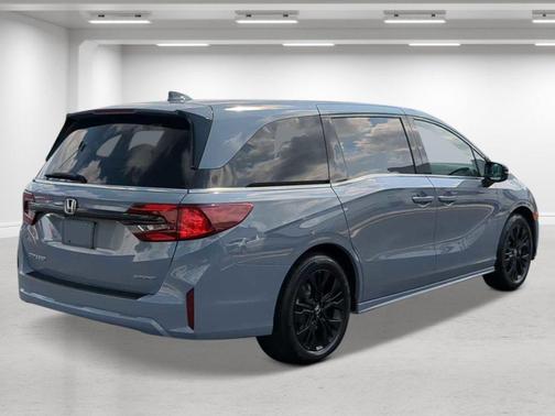 Sonic Gray Pearl 2026 Honda Odyssey Sport-L