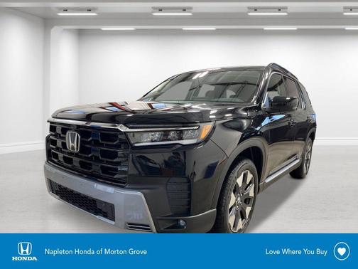 Crystal Black Pearl 2026 Honda Pilot Touring 8-Passenger