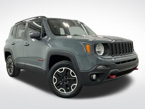2016 Jeep Renegade Trailhawk