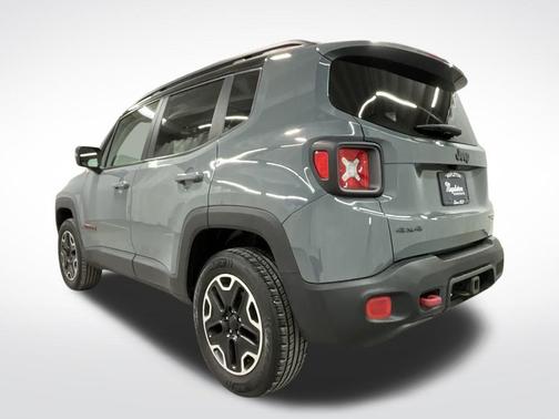 2016 Jeep Renegade Trailhawk
