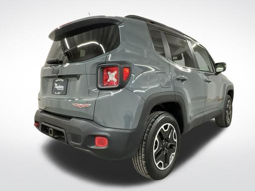 2016 Jeep Renegade Trailhawk