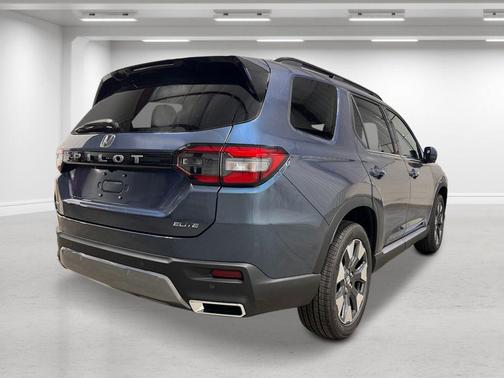 Smoke Blue Pearl 2026 Honda Pilot Elite