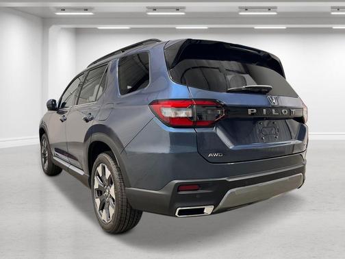 Smoke Blue Pearl 2026 Honda Pilot Elite