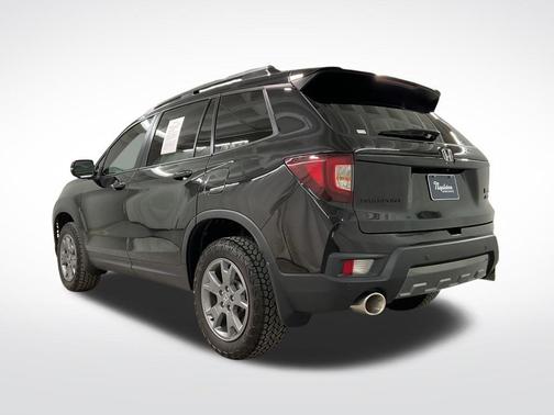 Crystal Black Pearl 2025 Honda Passport AWD TrailSport
