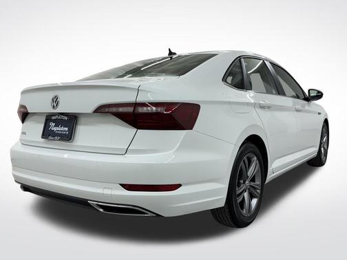 2021 Volkswagen Jetta 1.4T R-Line