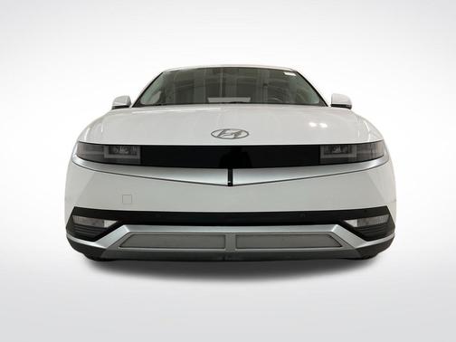Atlas White 2023 Hyundai IONIQ 5 SEL
