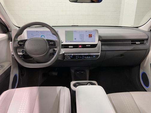 Atlas White 2023 Hyundai IONIQ 5 SEL