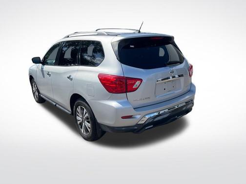 2018 Nissan Pathfinder S
