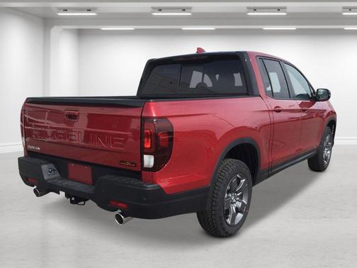 Radiant Red Metallic II 2026 Honda Ridgeline TrailSport