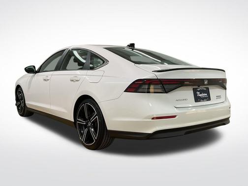 2025 Honda Accord Hybrid Base