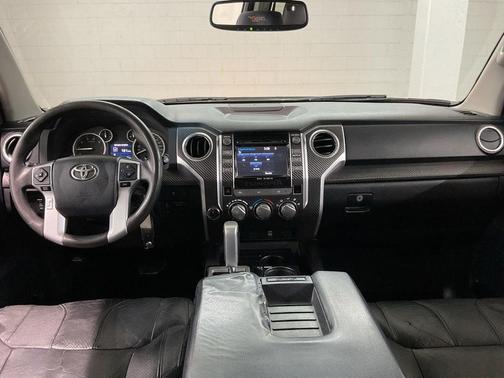 Black 2016 Toyota Tundra SR5