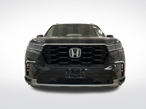 2023 Honda Pilot Touring 8-Passenger