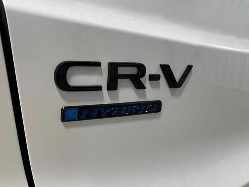 Platinum White Pearl 2026 Honda CR-V Hybrid Sport Touring AWD