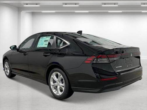 2025 Honda Accord LX 1.5T