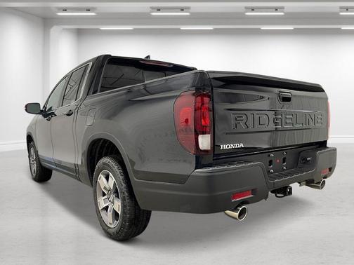 Crystal Black Pearl 2026 Honda Ridgeline RTL